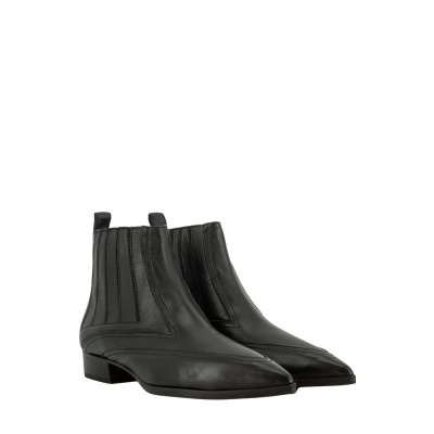 ANKLE BOOTS