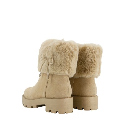 BOOTS YANELI