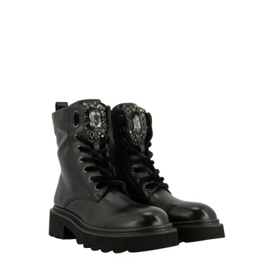 COMBAT BOOTS
