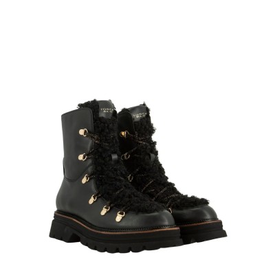 COMBAT BOOTS