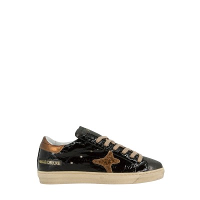 SNEAKERS SNK