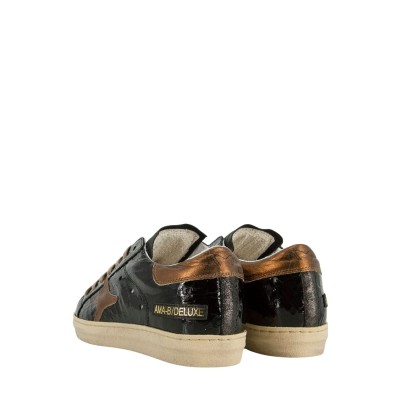 SNEAKERS SNK