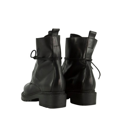 SPRINGERSTIEFEL