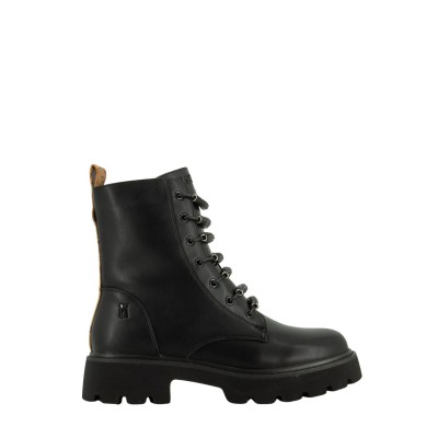 SCHNÜRSTIEFEL