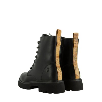 LACE UP BOOTS