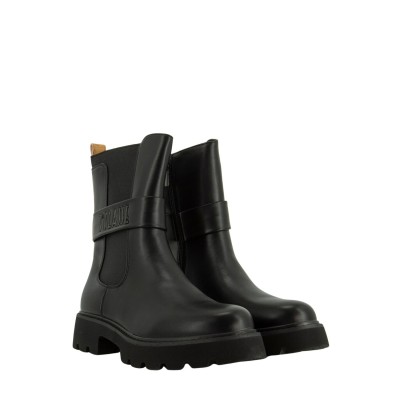 CHELSEA BOOTS
