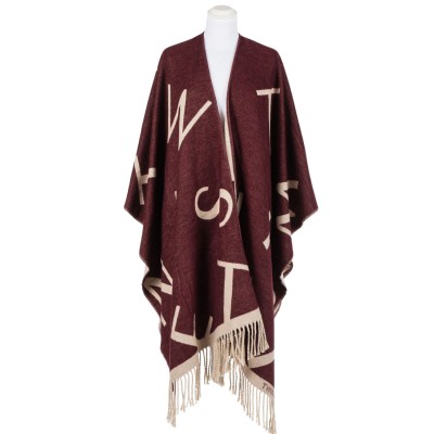 JACQUARD-LOGO-PONCHO