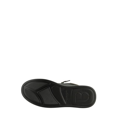 CHIC PEARL SNEAKERS