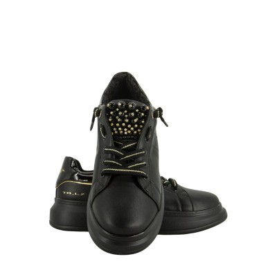 CHIC PEARL SNEAKERS