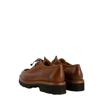 SCHNÜRSCHUHE