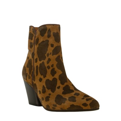 ANKLE BOOTS