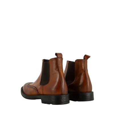 CHELSEA BOOTS SWALLOWTAIL