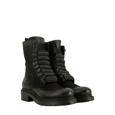 COMBAT BOOTS