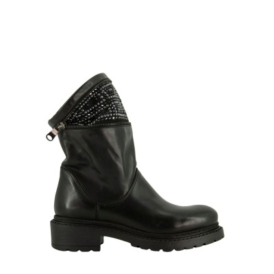 STIEFELETTEN