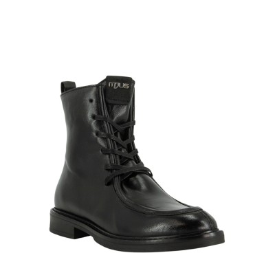 COMBAT BOOTS
