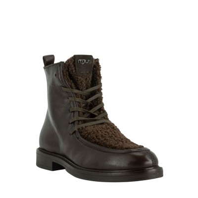 SPRINGERSTIEFEL