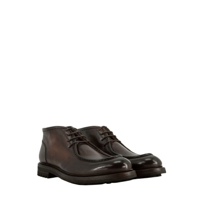 LACED SHOES