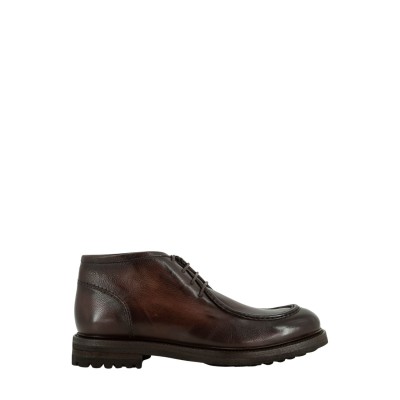 SCHNÜRSCHUHE