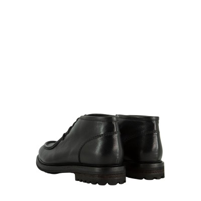 SCHNÜRSCHUHE