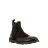 CHELSEA BOOTS