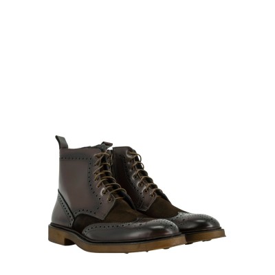 COMBAT BOOTS