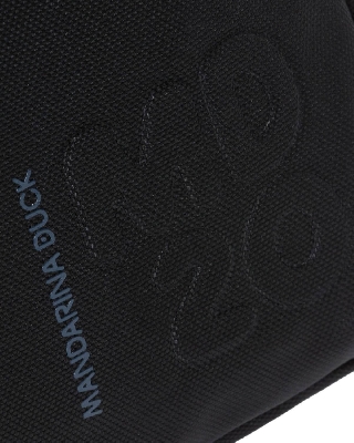 p10qmt16_r_black_5.jpg