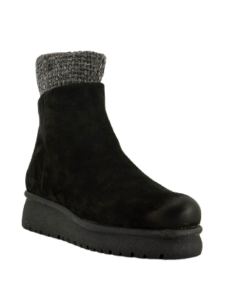 yaya_wool_black_1.jpg yaya_wool_black_1.jpg
