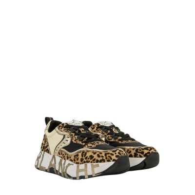 SNEAKERS CLUB105