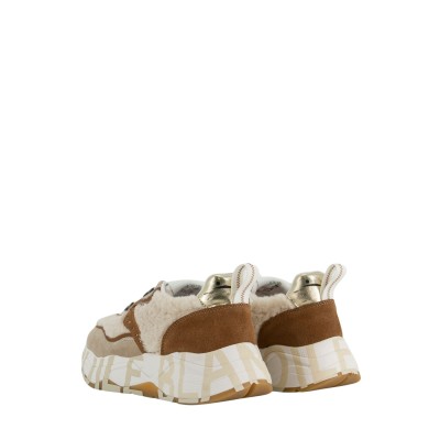 SNEAKERS CLUB105