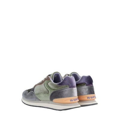 SNEAKER CITY