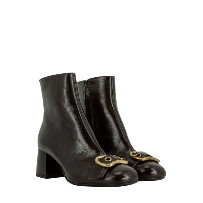 ANKLE BOOTS
