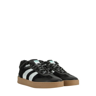 SNEAKERS WEMBLEY