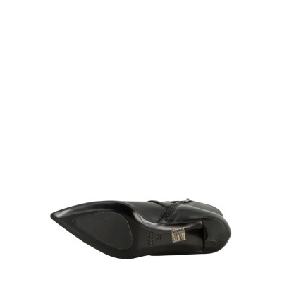 STIEFELETTEN
