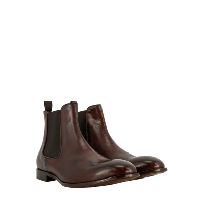 CHELSEA BOOTS