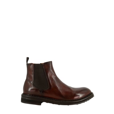 CHELSEA BOOTS