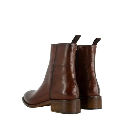 STIEFELETTEN