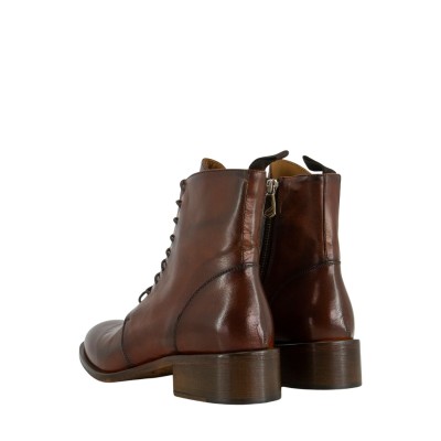 STIEFELETTEN